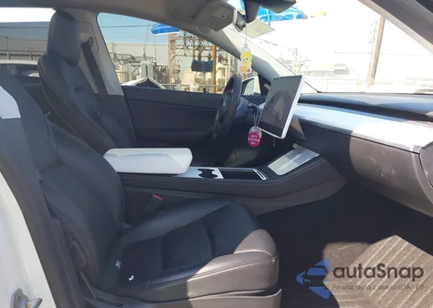 2021 Tesla Model Y Long Range Dual Motor All-Wheel Drive from USA, damaged, VIN 5YJYGDEE5MF214824